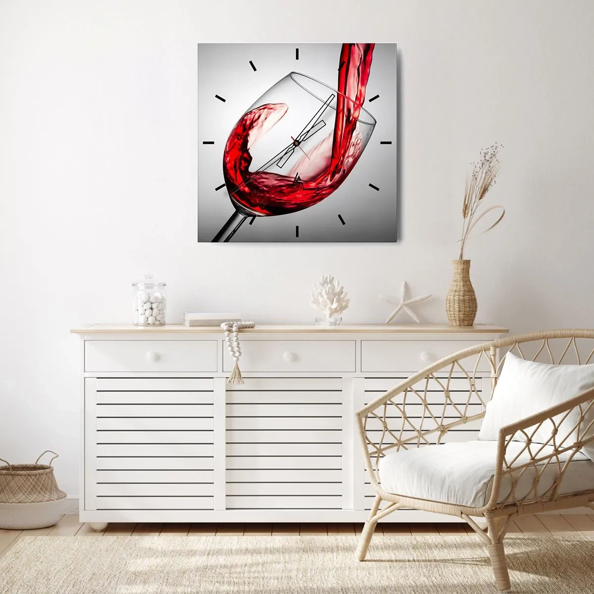 Horloge murale - Pendule murale - Un verre de vin rouge versé sur un fond clair - 30x30cm - Nuance - mouvement - son - Décoration murale moderne pour le salon et la chambre ARTTOR