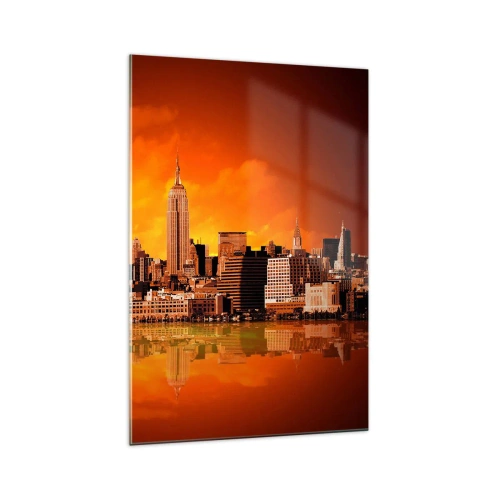 Impression sur verre - Image sur verre - Panorama de la ville au coucher du soleil avec les bâtiments se reflétant dans l'eau - 70x100cm - Panorama de grande ville en jaune et bronze - Décoration murale moderne pour le salon et la chambre ARTTOR