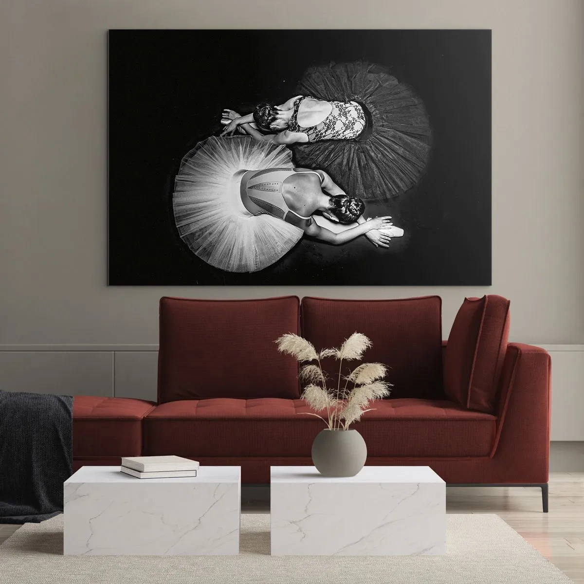 Impression sur verre - Image sur verre - Deux ballerines dans une pose de repos portant des tutus noirs et blancs - 70x50cm - Jin et jang – équilibre idéal - Décoration murale moderne pour le salon et la chambre ARTTOR