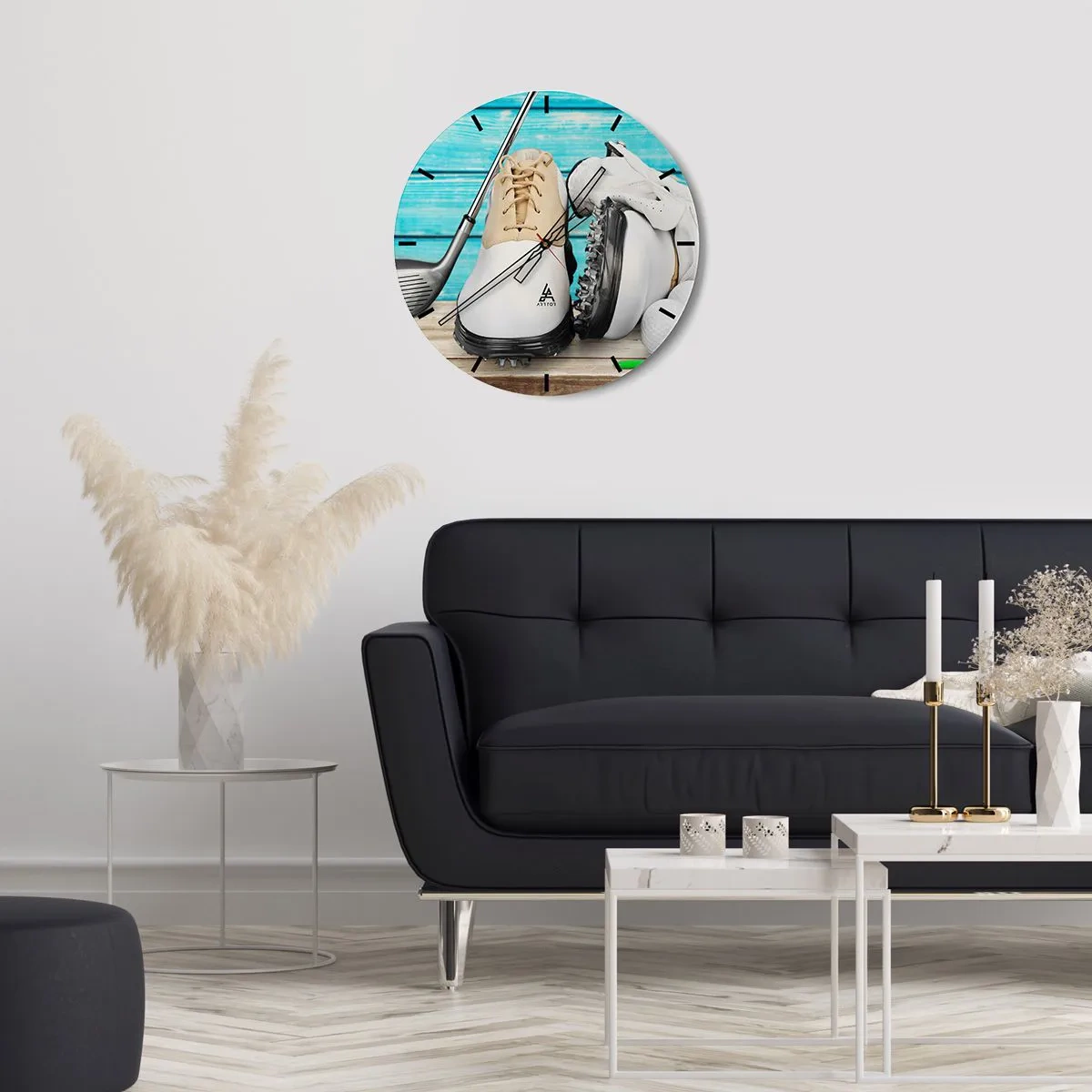 Horloge murale - Pendule murale - Chaussures de golf, club de golf et balles sur fond de bois bleu - 30x30cm - Tout est prêt - Décoration murale moderne pour le salon, la cuisine et la chambre ARTTOR