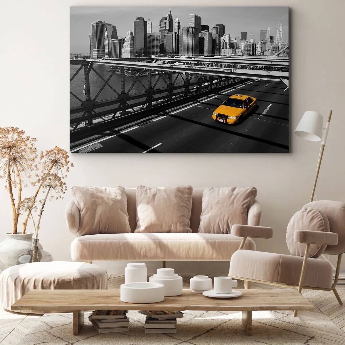 Impression sur toile - Image sur toile - Taxi jaune sur un pont avec vue sur les toits de New York - 70x50cm - Couleur de la grande ville - Décoration murale moderne pour le salon et la chambre ARTTOR
