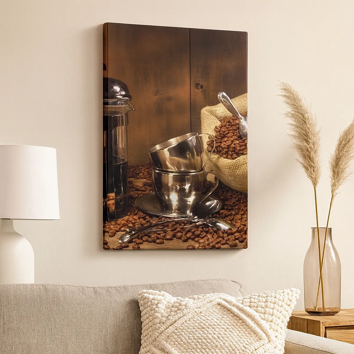 Impression sur toile - Image sur toile - Presse française, tasses et un sac de café sur un fond en bois - 50x70cm - Le charme du café - arôme et goût - Décoration murale moderne pour le salon et la chambre ARTTOR