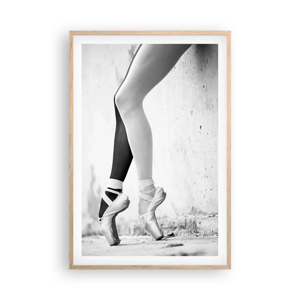 Affiche dans un chêne clair - Poster - Ballerine, voilà ! - 61x91 cm