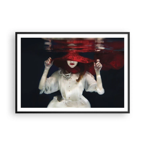 Affiche dans un cadre noir - Poster - Une femme avec un chapeau rouge immergée dans l'eau - 100x70cm - Femme mystérieuse - Décoration murale moderne pour le salon et la chambre ARTTOR