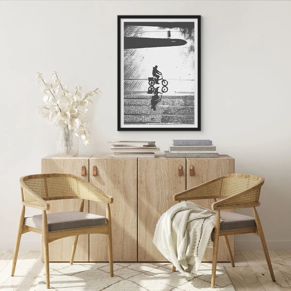 Affiche dans un cadre noir - Poster - Devant moi, à travers la ville - 40x50 cm