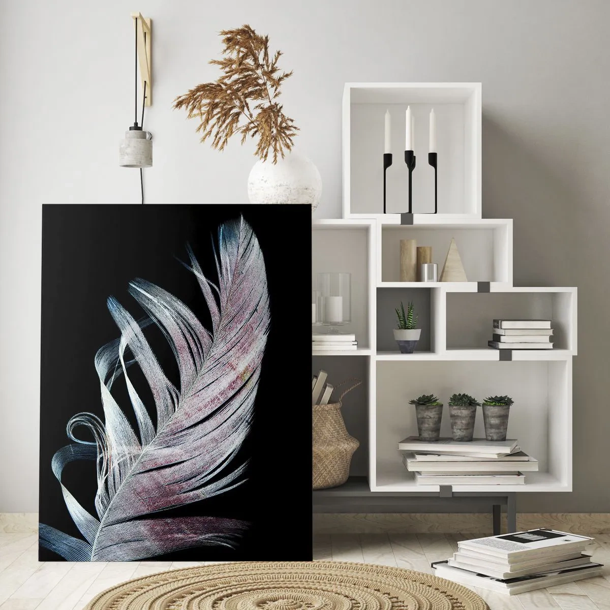 Impression sur verre - Image sur verre - Une plume délicate sur fond noir dans une démarche artistique - 50x70cm - Pensez au toucher - Décoration murale moderne pour le salon et la chambre ARTTOR