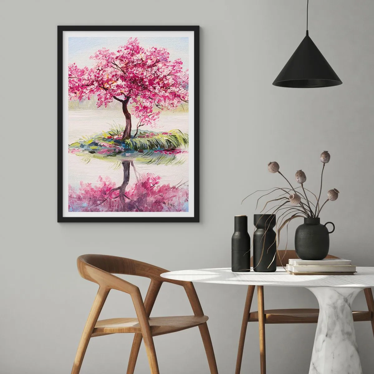 Affiche dans un cadre noir - Poster - Un cerisier au bord d'un lac calme - 50x70cm - Fête du Printemps - Décoration murale moderne pour le salon et la chambre ARTTOR