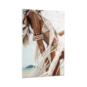 Impression sur verre - Image sur verre - Figure d'une femme portant des ornements et des vêtements ethniques sur fond de paysage tropical. - 80x120cm - Prêtresse du soleil - Décoration murale moderne pour le salon et la chambre ARTTOR