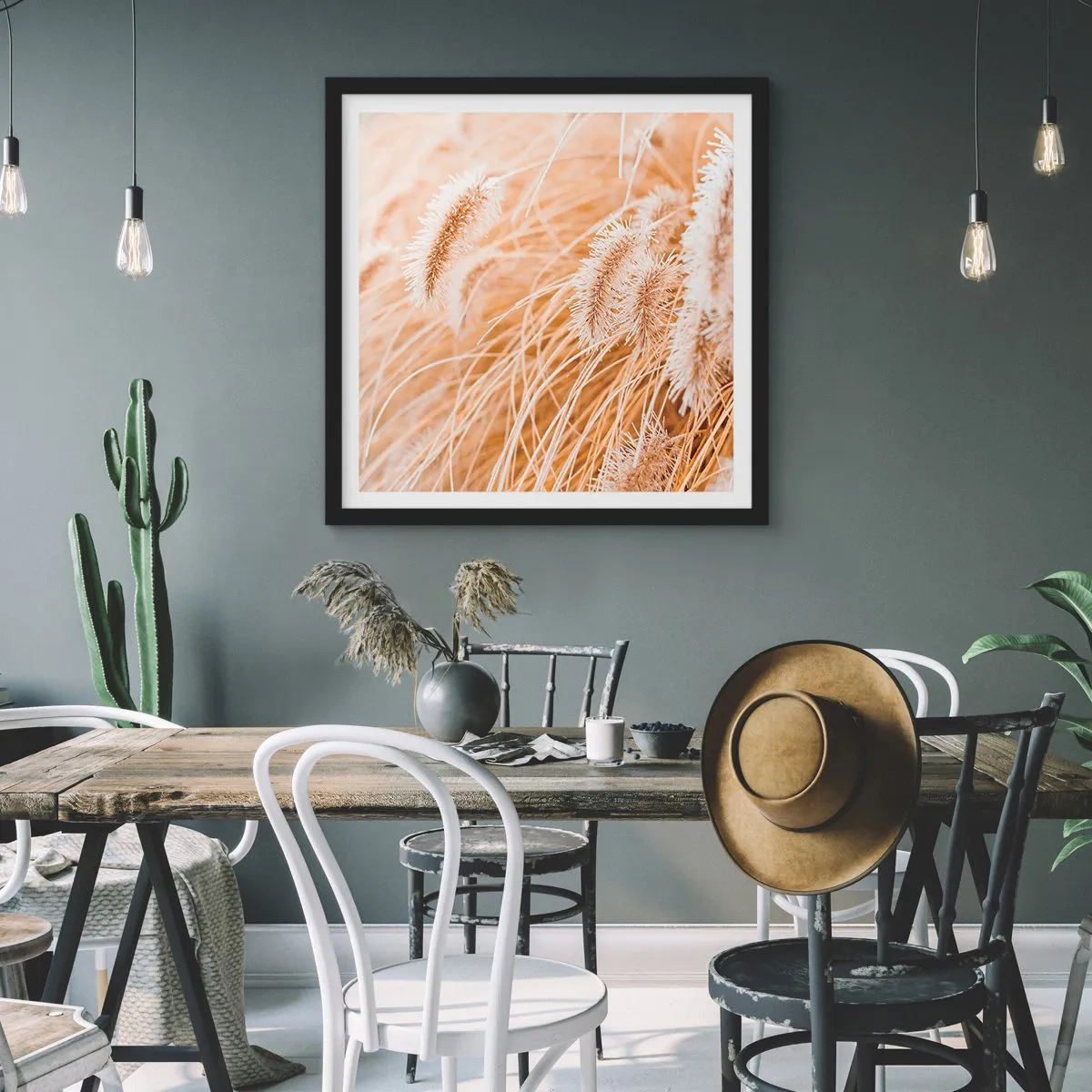Affiche dans un cadre noir - Poster - Le bruissement doré de l'herbe - 30x30 cm