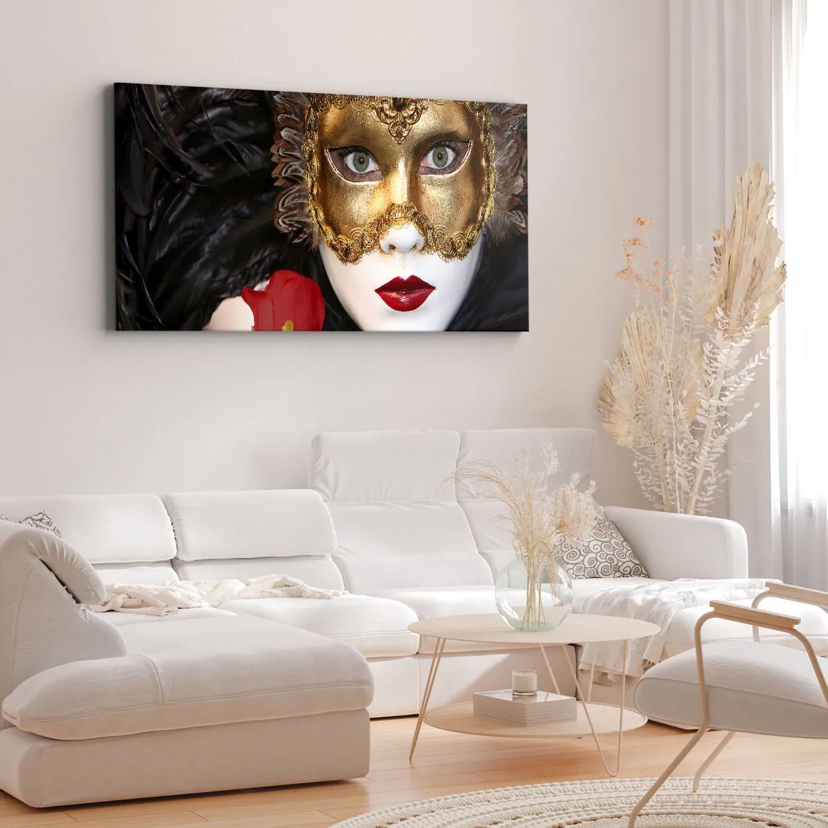 Impression sur toile - Image sur toile - Masque vénitien doré avec plumes et rose rouge, motif mystérieux. - 160x50cm - Parce que la vie est un grand bal - Décoration murale moderne pour le salon et la chambre ARTTOR