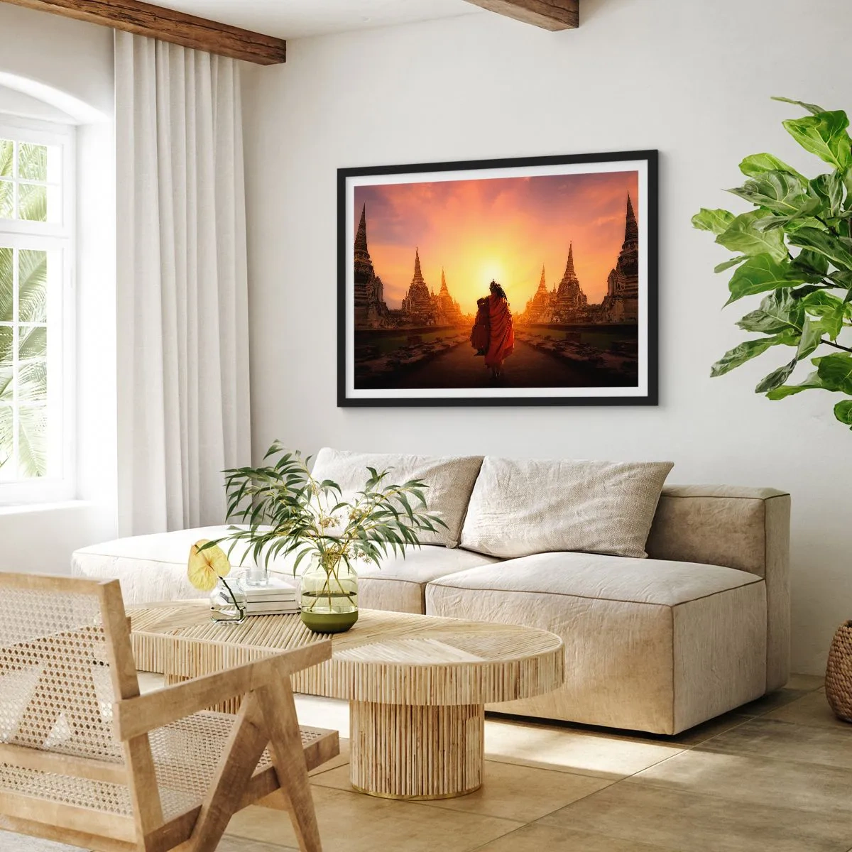 Affiche dans un cadre noir - Poster - Un moine parmi les temples au coucher du soleil - 70x50cm - En paix pour l'éternité - Décoration murale moderne pour le salon et la chambre ARTTOR