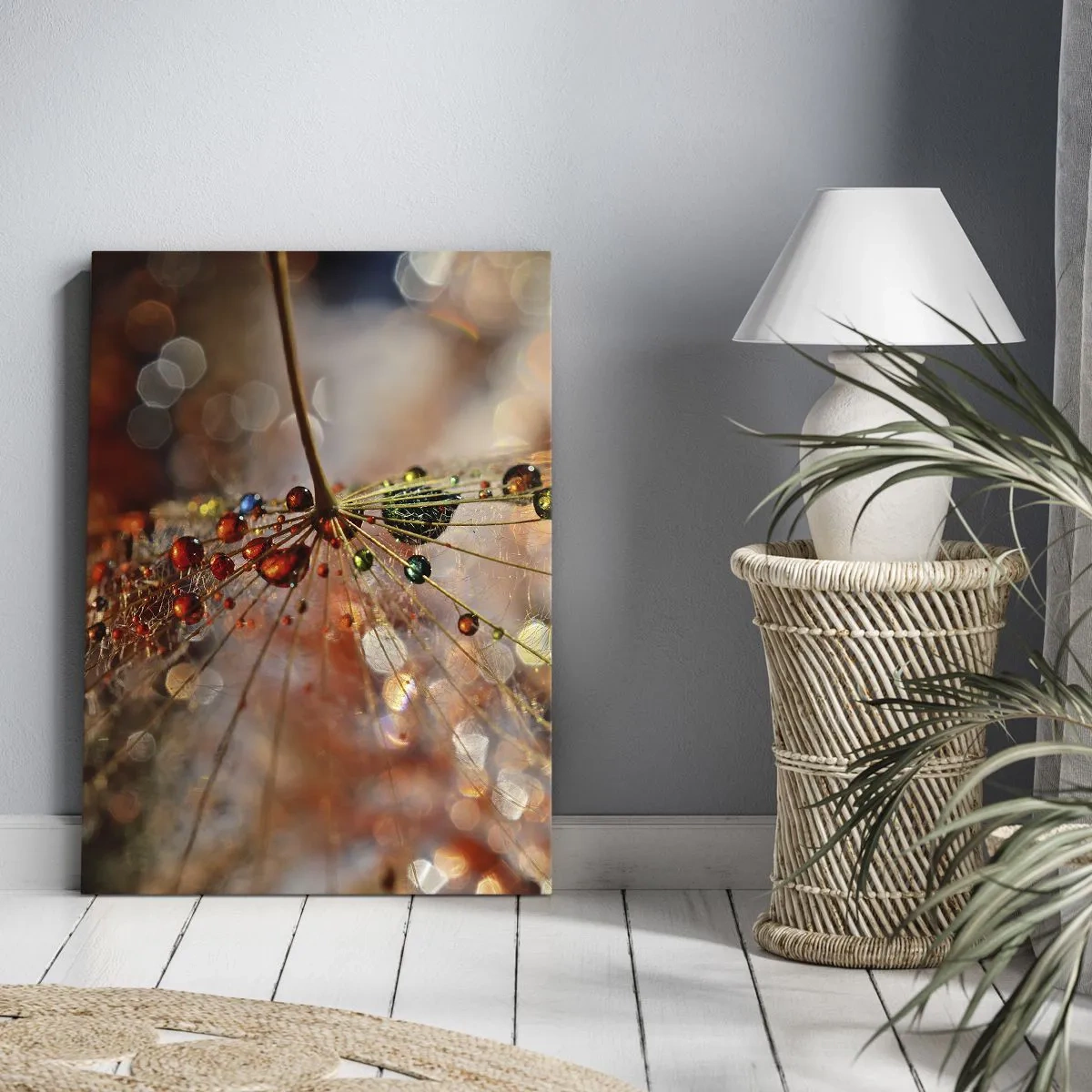 Impression sur toile - Image sur toile - Macrophotographie d'une goutte d'eau sur une plante délicate - 70x100cm - Enfilé sur un fil d'araignée - Décoration murale moderne pour le salon et la chambre ARTTOR
