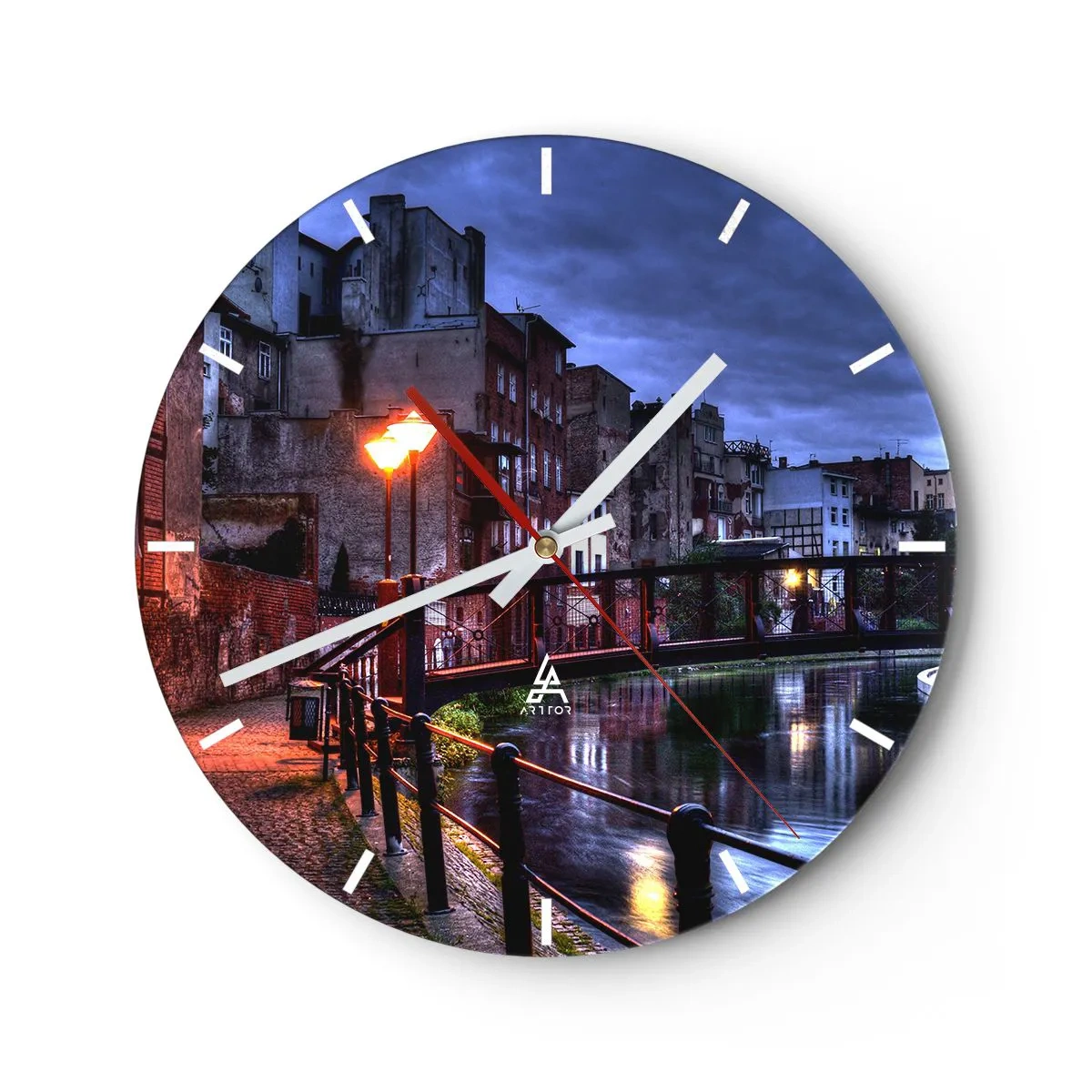 Horloge murale - Pendule murale - Vue nocturne de la rue avec un pont et de l'eau en arrière-plan - 30x30cm - Tu n'as pas connu ce Bydgoszcz - Décoration murale moderne pour le salon, la cuisine et la chambre ARTTOR