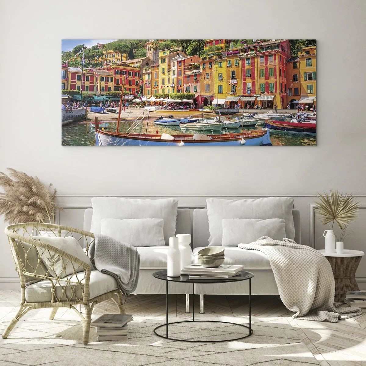 Impression sur verre - Image sur verre - Maisons de ville colorées et bateaux dans une ville balnéaire italienne - 140x50cm - Matinée italienne - Décoration murale moderne pour le salon et la chambre ARTTOR