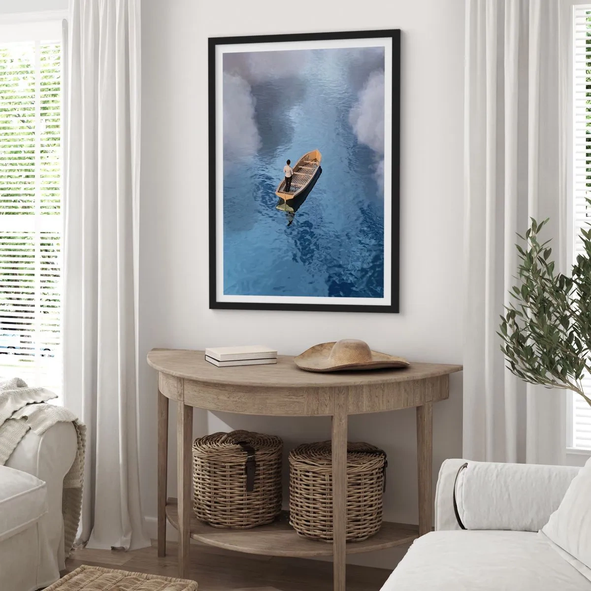 Affiche dans un cadre noir - Poster - Une personne dans un bateau flottant sur l'eau reflétant le ciel et les nuages. - 50x70cm - Vie – voyage – inconnu - Décoration murale moderne pour le salon et la chambre ARTTOR