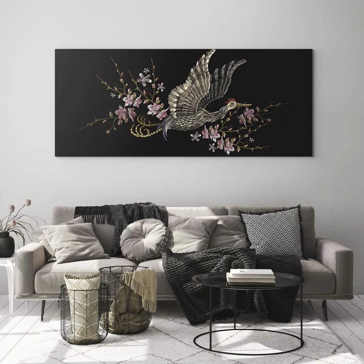 Impression sur verre - Image sur verre - Un oiseau en vol avec des fleurs sur fond noir - 160x50cm - Oiseau brodé exotique - Décoration murale moderne pour le salon et la chambre ARTTOR