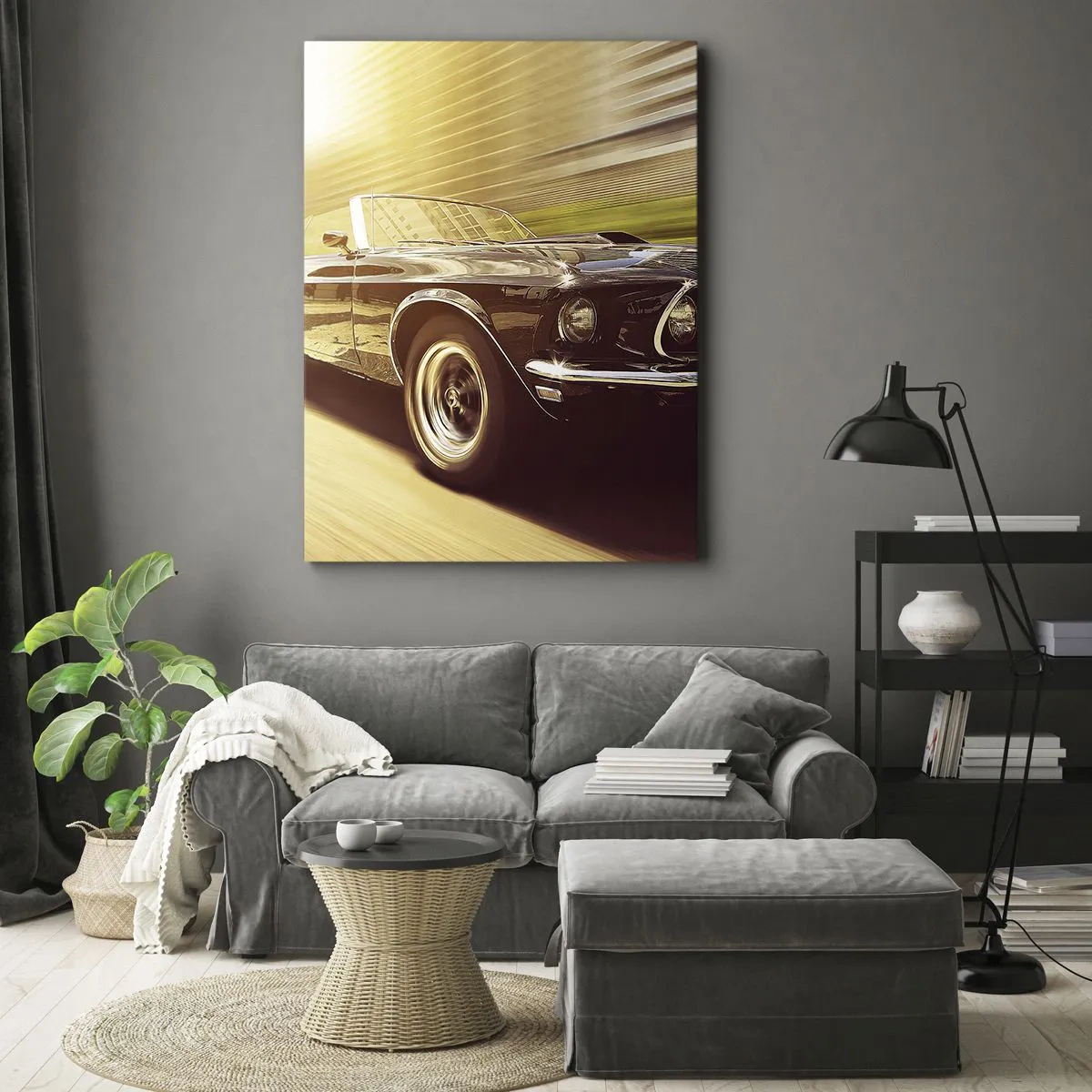 Impression sur toile - Image sur toile - Une voiture classique en mouvement dans un décor urbain - 50x70cm - 1967 - le retour de la légende - Décoration murale moderne pour le salon et la chambre ARTTOR