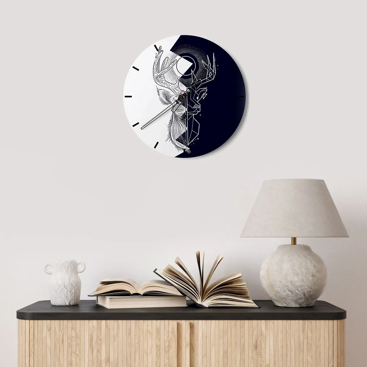 Horloge murale - Pendule murale - Motif géométrique de cerf sur un fond de couleurs contrastées - 30x30cm - La lutte et l'unité des contraires - Décoration murale moderne pour le salon, la cuisine et la chambre ARTTOR