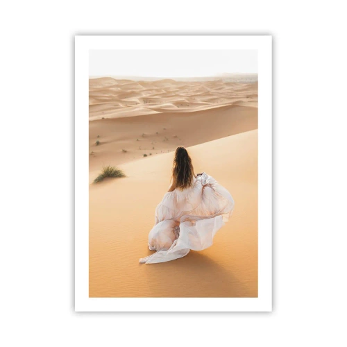 Affiche - Poster - Une femme en robe fluide dans le désert - 50x70cm - Evasion vers la liberté - Décoration murale moderne pour le salon et la chambre ARTTOR