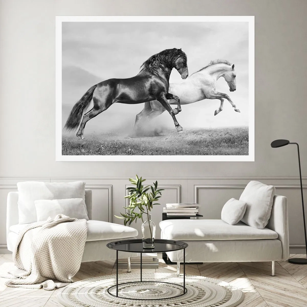 Affiche - Poster - Deux chevaux au galop dans une composition dynamique en noir et blanc - 100x70cm - Anges et démons - Décoration murale moderne pour le salon et la chambre ARTTOR