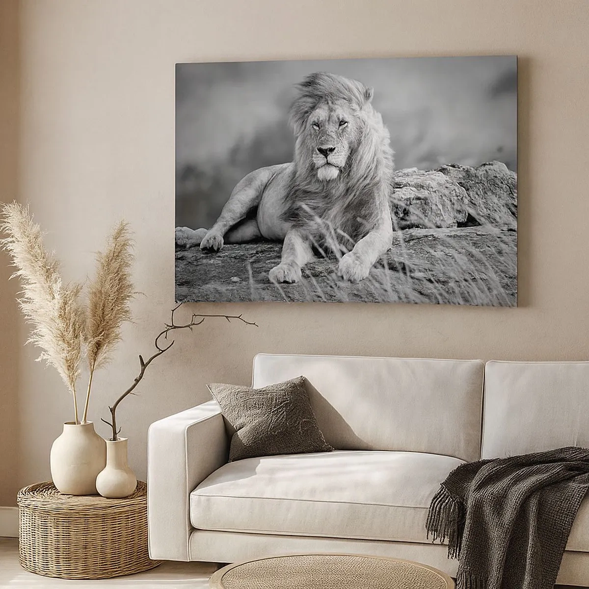 Impression sur toile - Image sur toile - Lion reposant sur un rocher dans un style monochrome - 70x50cm - Sieste royale - Décoration murale moderne pour le salon et la chambre ARTTOR