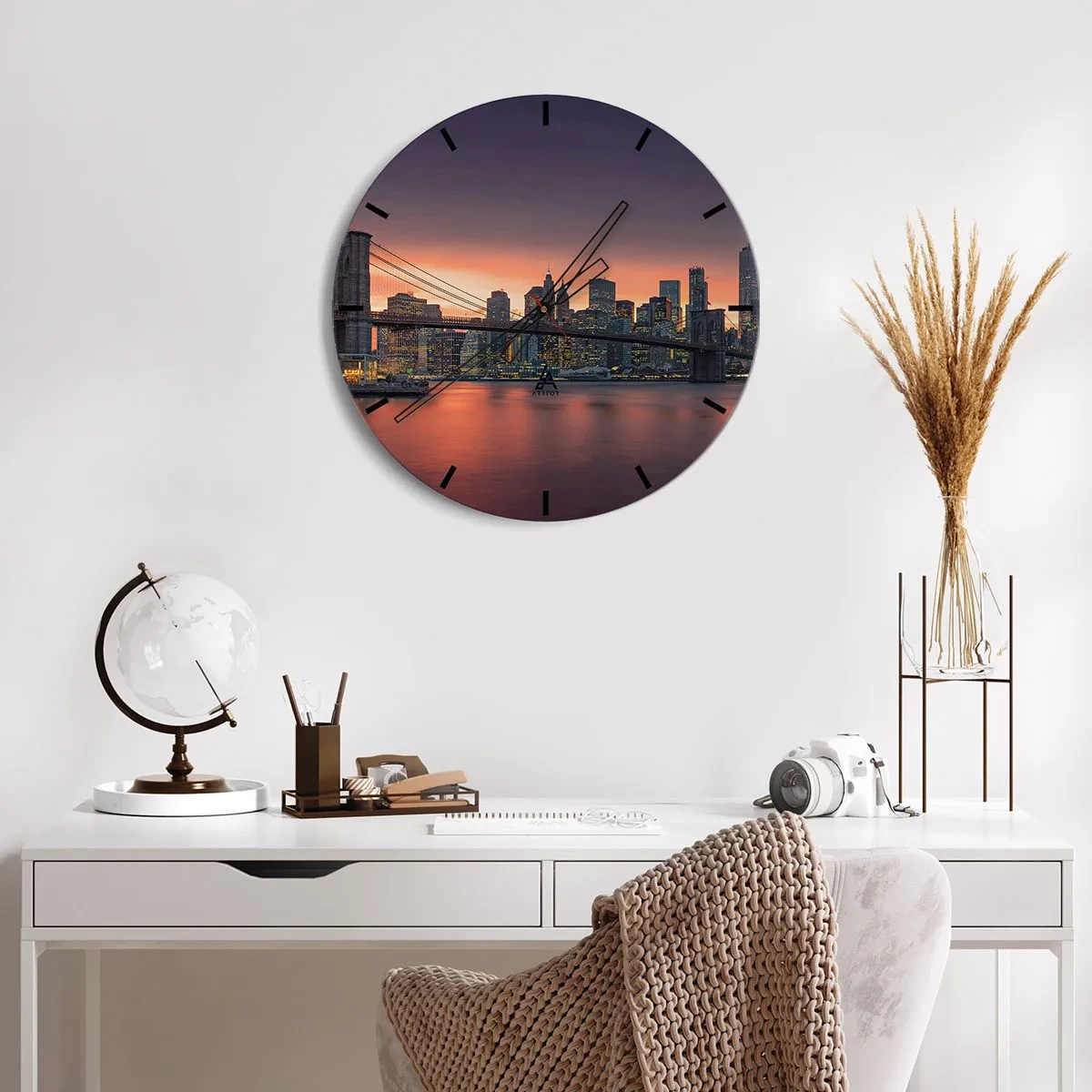 Horloge murale - Pendule murale - Immergé dans le silence lilas - 40x40 cm