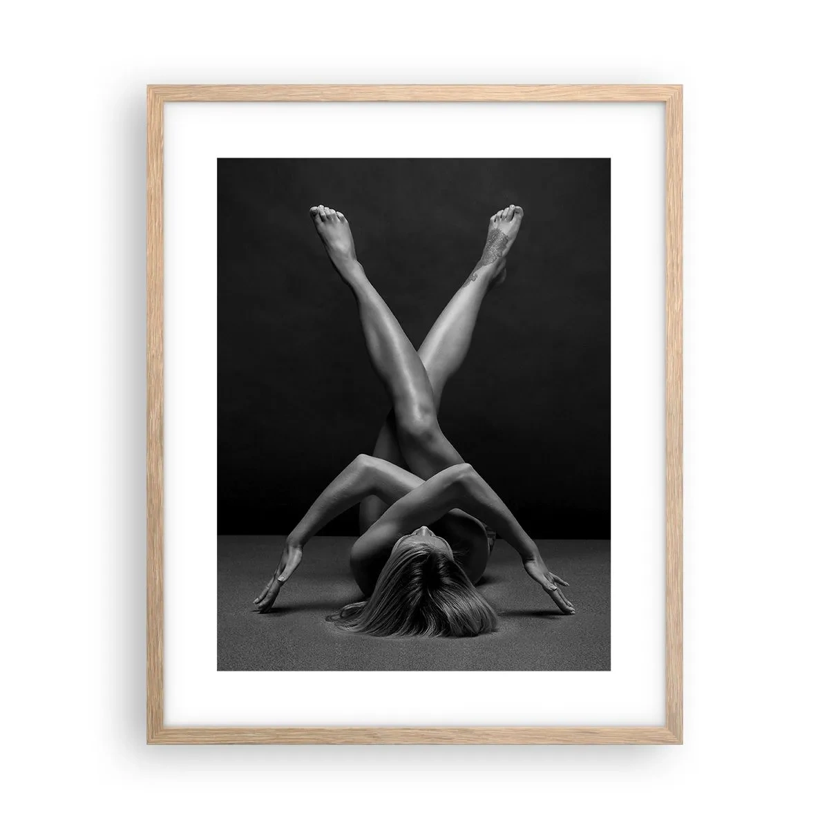Affiche dans un chêne clair - Poster - Géométrie de la nudité - 40x50 cm
