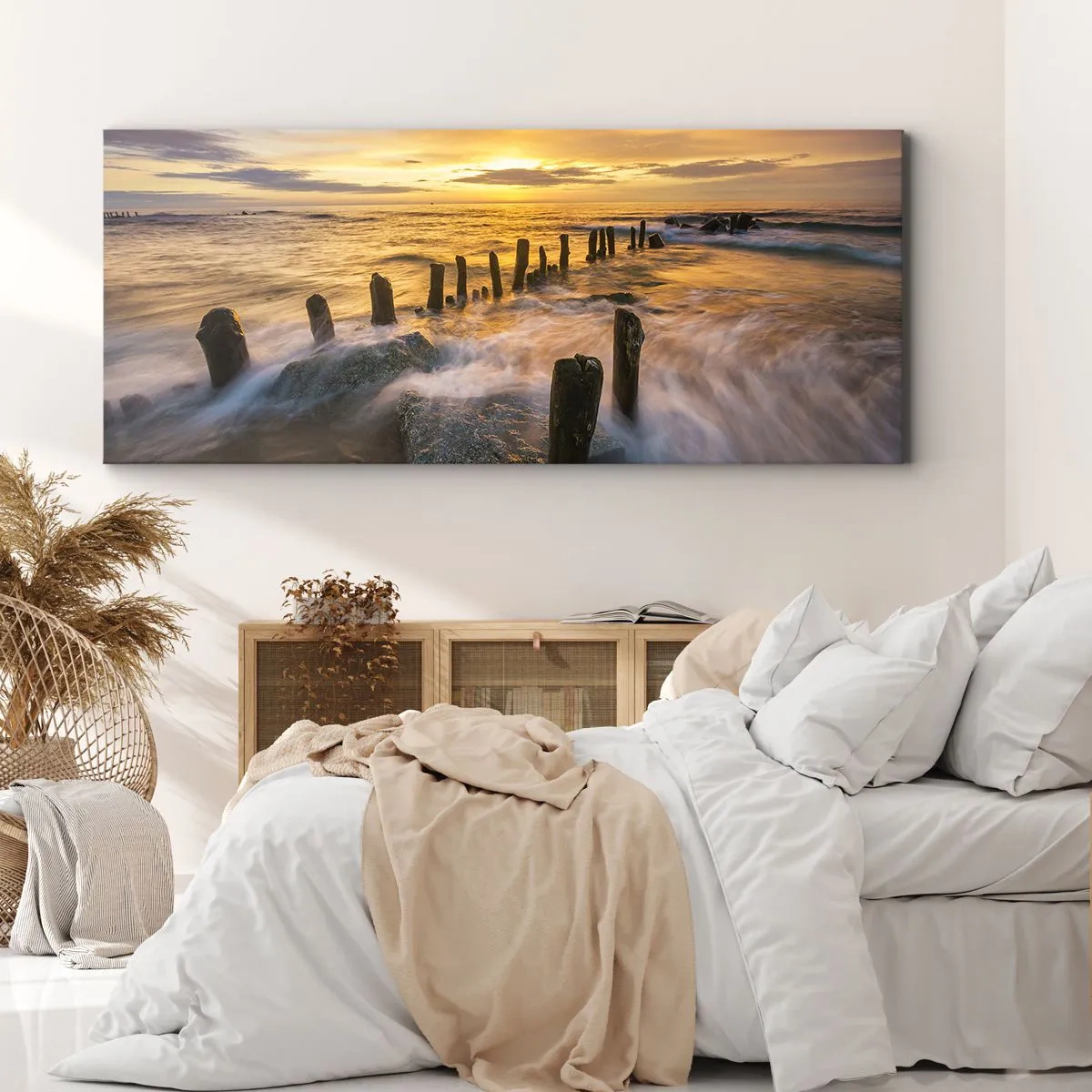 Impression sur toile - Image sur toile - Coucher de soleil sur la mer avec les vestiges d'une ancienne jetée - 160x50cm - La beauté brute de la mer Baltique - Décoration murale moderne pour le salon et la chambre ARTTOR