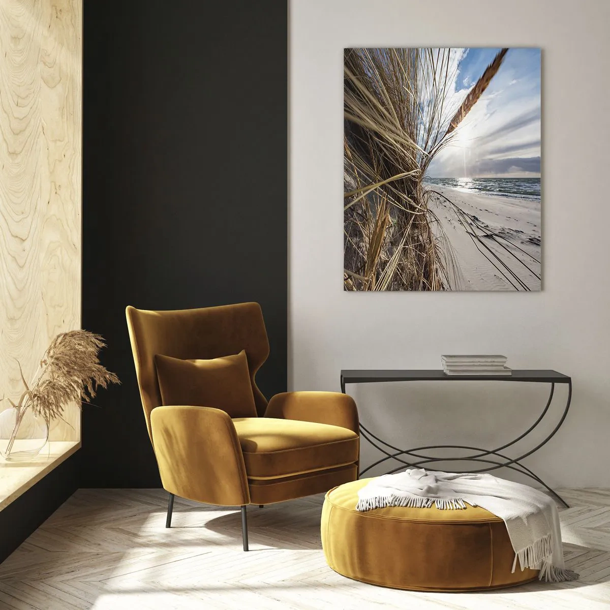 Impression sur verre - Image sur verre - Une plage avec de l'herbe sèche sur les dunes et une vue sur la mer - 70x100cm - Rencontre des éléments - Décoration murale moderne pour le salon et la chambre ARTTOR