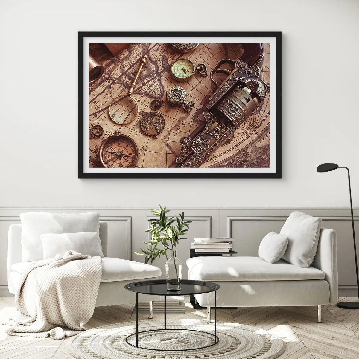 Affiche dans un cadre noir - Poster - Objets anciens sur une vieille carte dans un style rétro - 100x70cm - L'aventure appelle - Décoration murale moderne pour le salon et la chambre ARTTOR