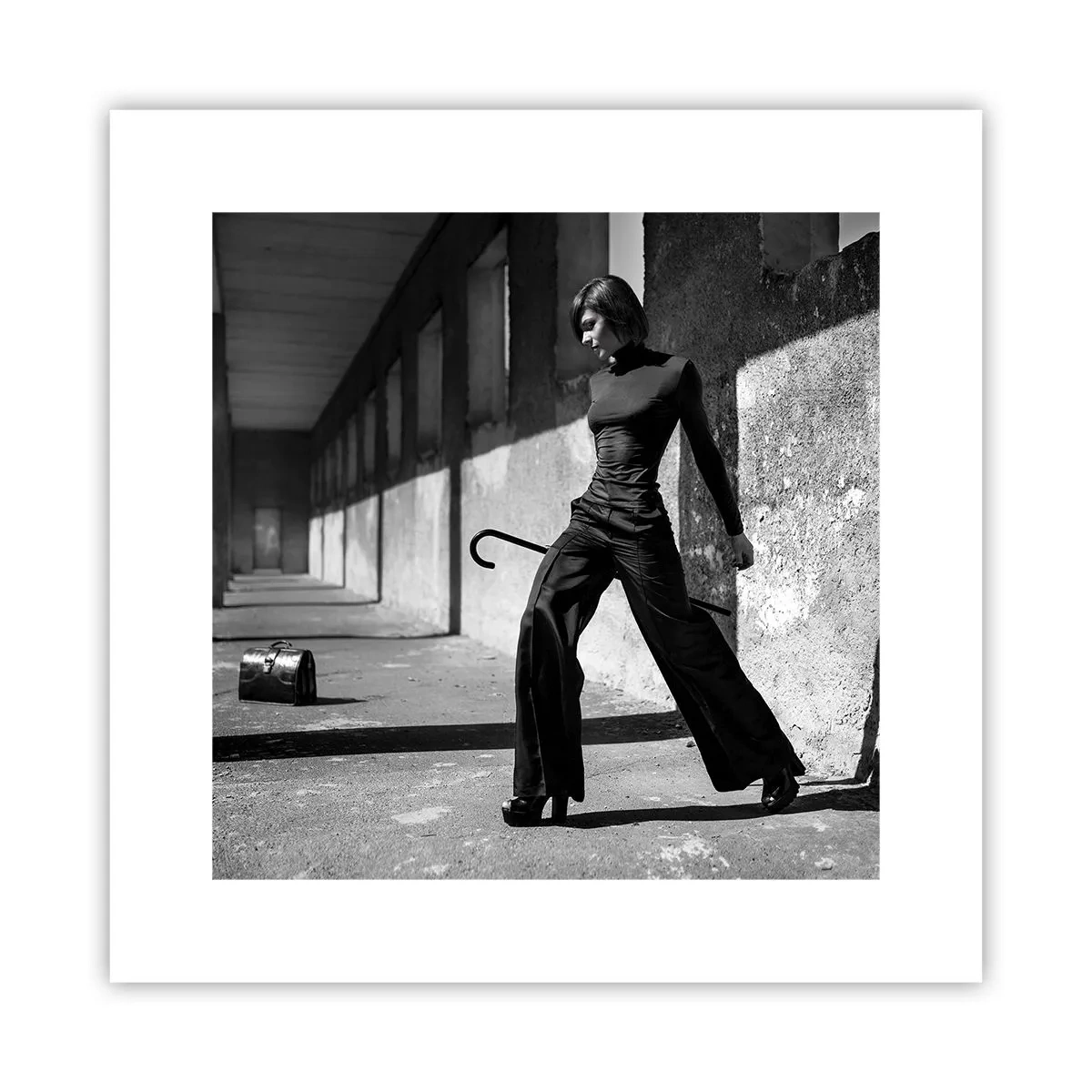 Affiche - Poster - Élégance urbaine - 30x30 cm