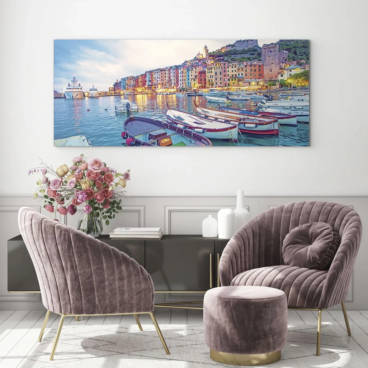 Impression sur verre - Image sur verre - Une ville portuaire colorée avec des bateaux dans le port - 160x50cm - Soirée colorée au port - Décoration murale moderne pour le salon et la chambre ARTTOR