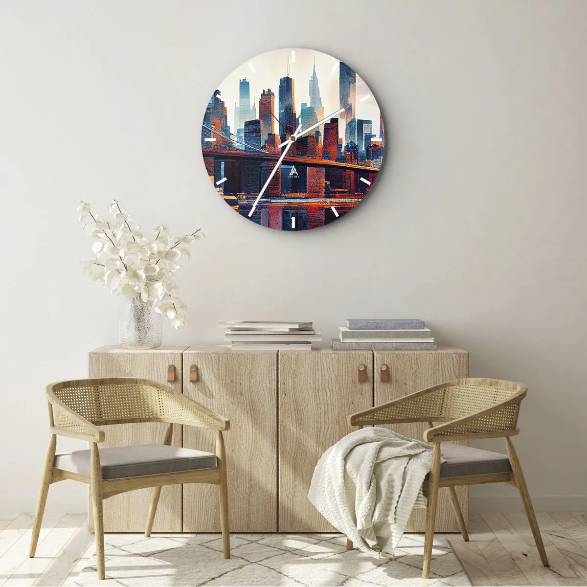 Horloge murale - Pendule murale - Skyline de New York avec pont et reflet dans l'eau au coucher du soleil - 30x30cm - New York onirique - Décoration murale moderne pour le salon, la cuisine et la chambre ARTTOR
