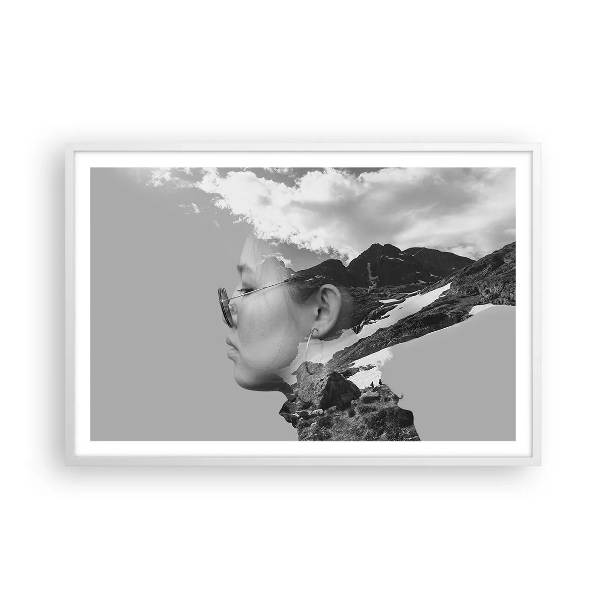 Affiche dans un cadre blanc - Poster - Portrait de montagnes et nuages - 91x61 cm