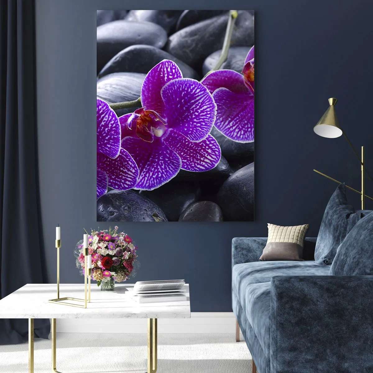 Impression sur verre - Image sur verre - Orchidées violettes sur fond de pierres noires - 80x120cm - Les pierres brillaient de joie - Décoration murale moderne pour le salon et la chambre ARTTOR