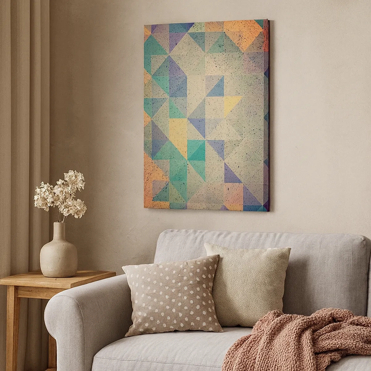 Impression sur toile - Image sur toile - Une composition colorée de triangles géométriques dans des tons pastel. - 50x70cm - République des triangles - Décoration murale moderne pour le salon et la chambre ARTTOR