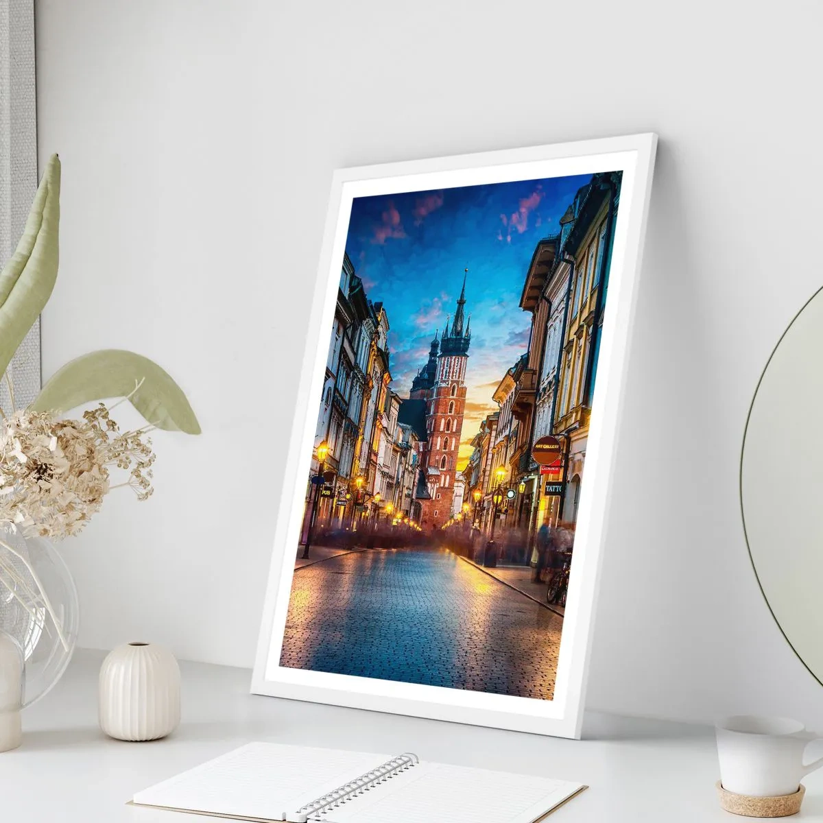 Affiche dans un cadre blanc - Poster - La magie de Cracovie - 70x100 cm