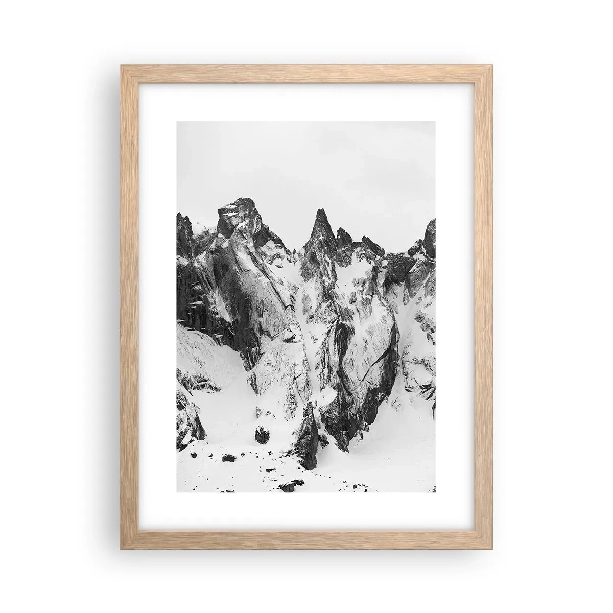 Affiche dans un chêne clair - Poster - Crête dangereuse de granit - 30x40 cm