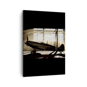 Impression sur toile - Image sur toile - Un avion historique dans un hangar éclairé par la lumière du soleil - 50x70cm - Le repos du guerrier - Décoration murale moderne pour le salon et la chambre ARTTOR
