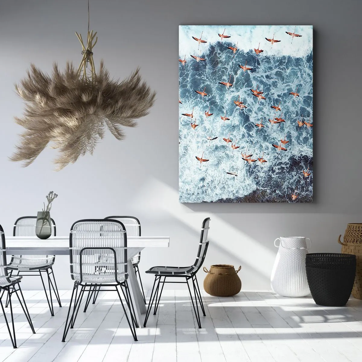 Impression sur toile - Image sur toile - Vue aérienne de flamants roses sur un océan bleu - 50x70cm - Défilé du bord de mer - Décoration murale moderne pour le salon et la chambre ARTTOR