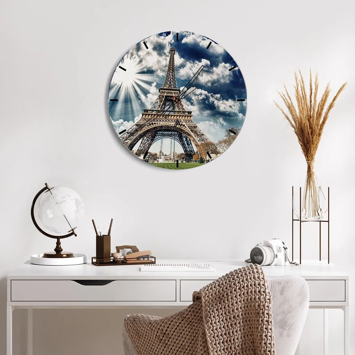 Horloge murale - Pendule murale - La seule et unique sous le soleil - 30x30 cm