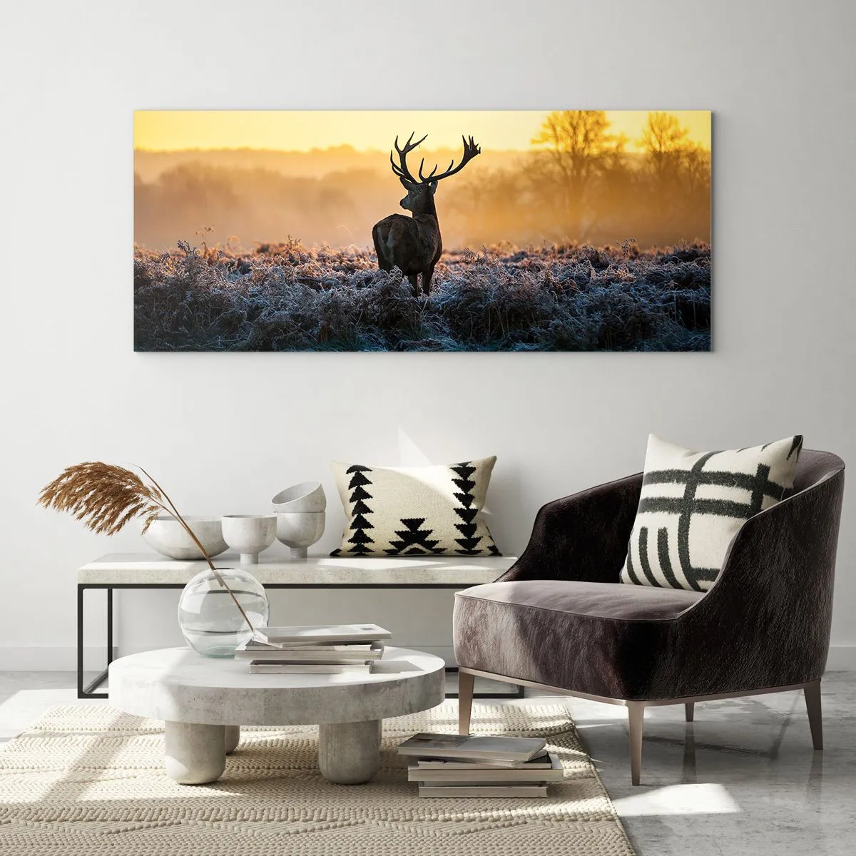 Impression sur verre - Image sur verre - Un cerf dans une clairière gelée au lever du soleil - 120x50cm - Couronné pour sa succession - Décoration murale moderne pour le salon et la chambre ARTTOR