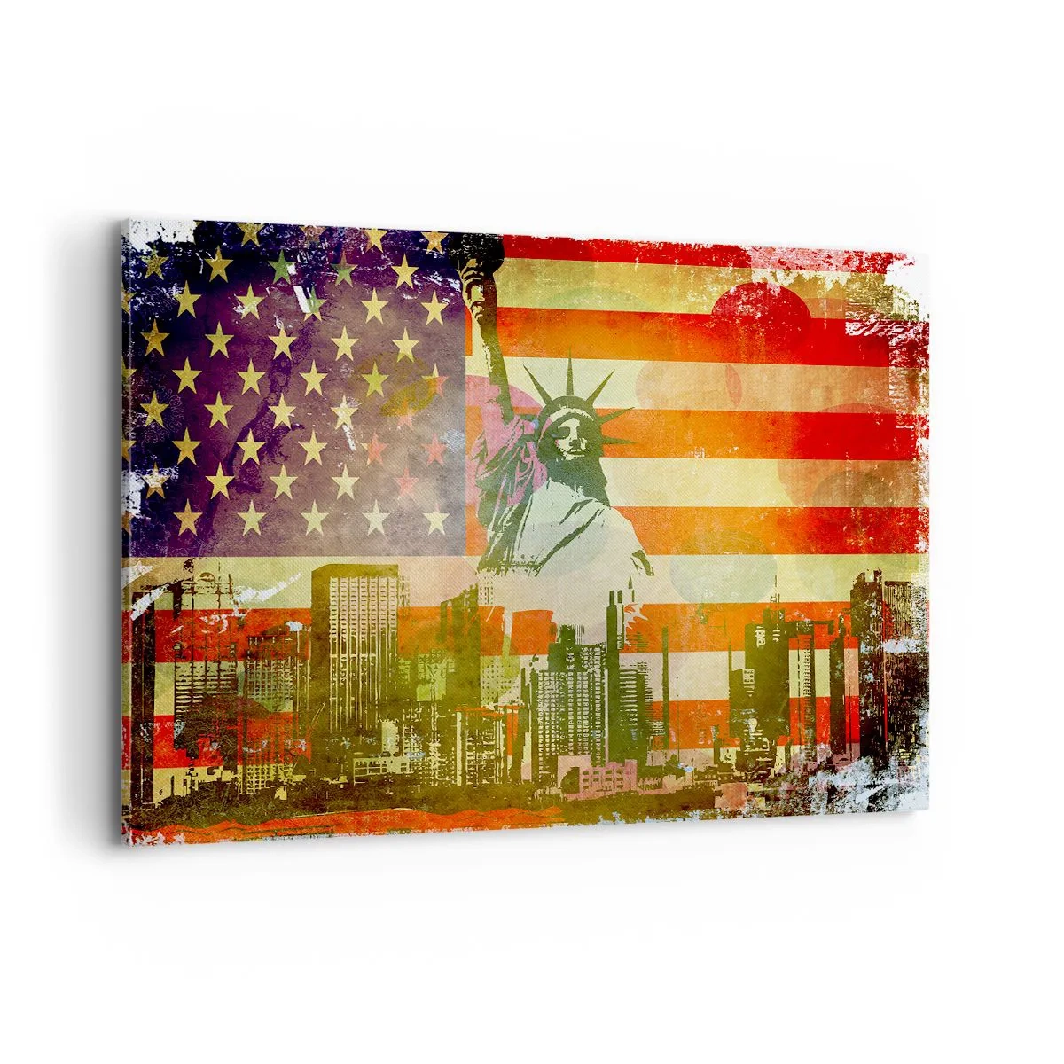Impression sur toile - Image sur toile - La Statue de la Liberté avec en toile de fond le drapeau américain et les toits de la ville - 120x80cm - Vive l'Amérique! - Décoration murale moderne pour le salon et la chambre ARTTOR