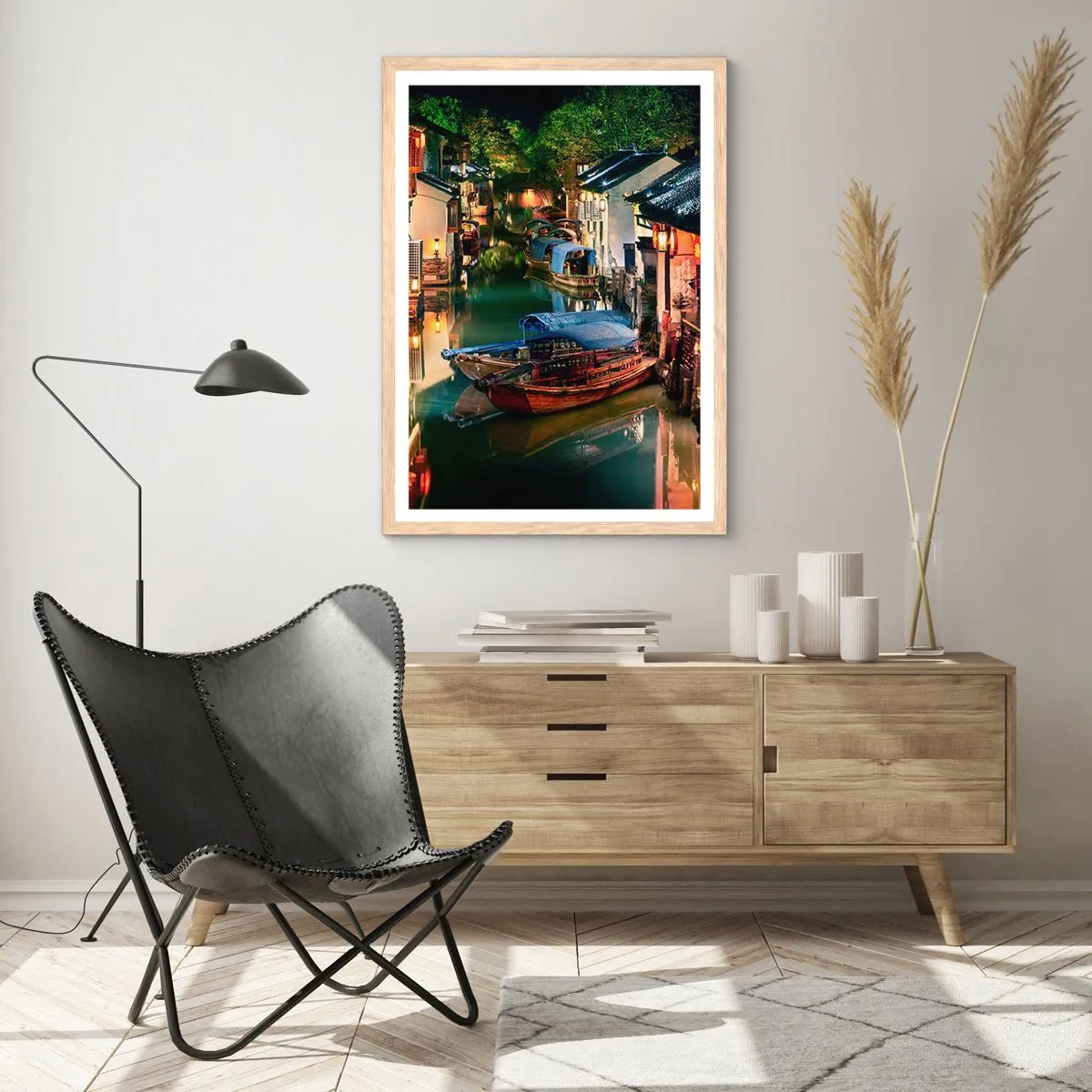 Affiche dans un chêne clair - Poster - Soirée dans une rue chinoise - 50x70 cm