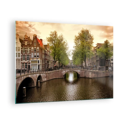 Impression sur verre - Image sur verre - Un canal et un pont entourés d'immeubles à Amsterdam - 70x50cm - En bateau ou à vélo ? - Décoration murale moderne pour le salon et la chambre ARTTOR