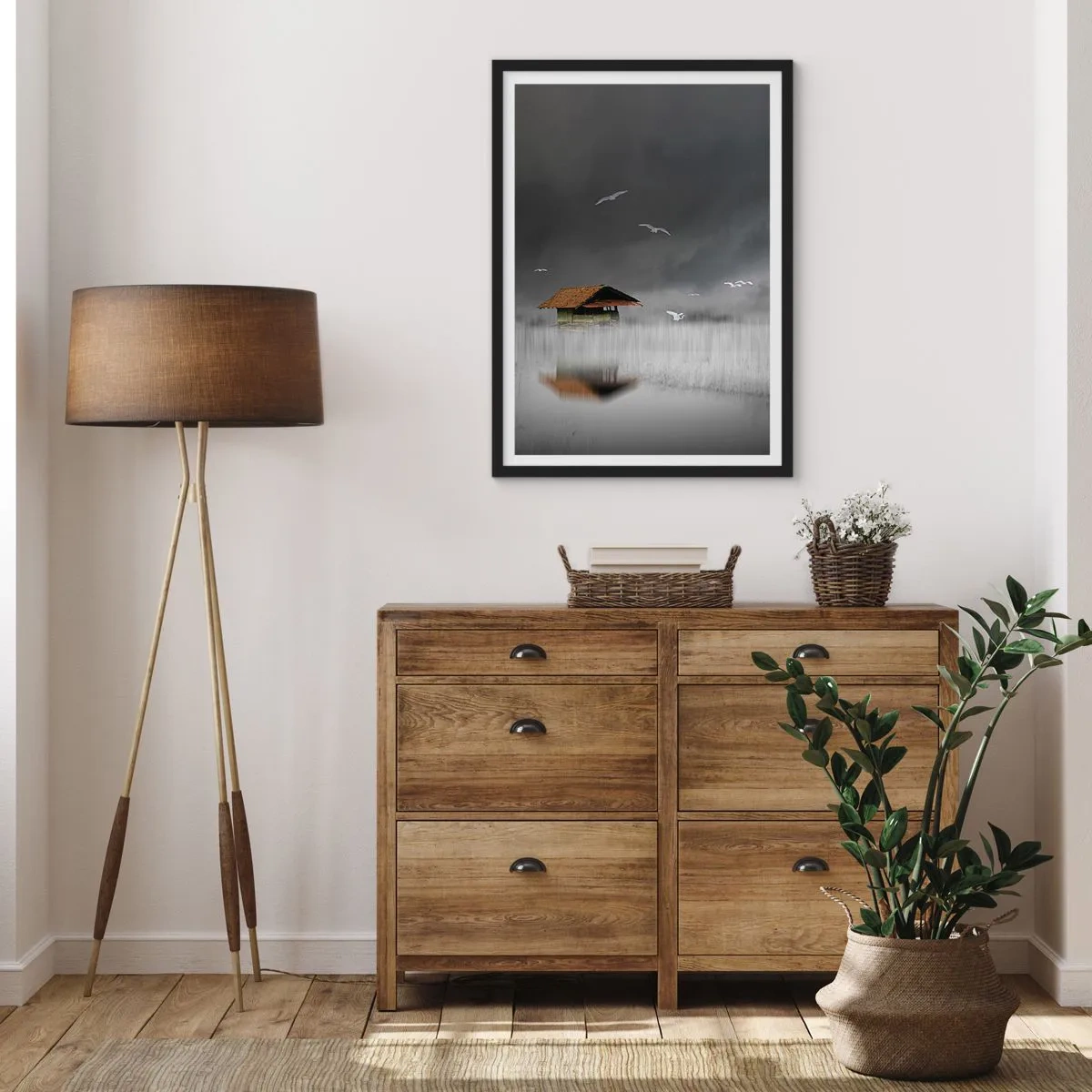 Affiche dans un cadre noir - Poster - Une péniche entourée de brouillard avec des oiseaux sur un fond sombre - 50x70cm - A l'abri de la pluie - Décoration murale moderne pour le salon et la chambre ARTTOR