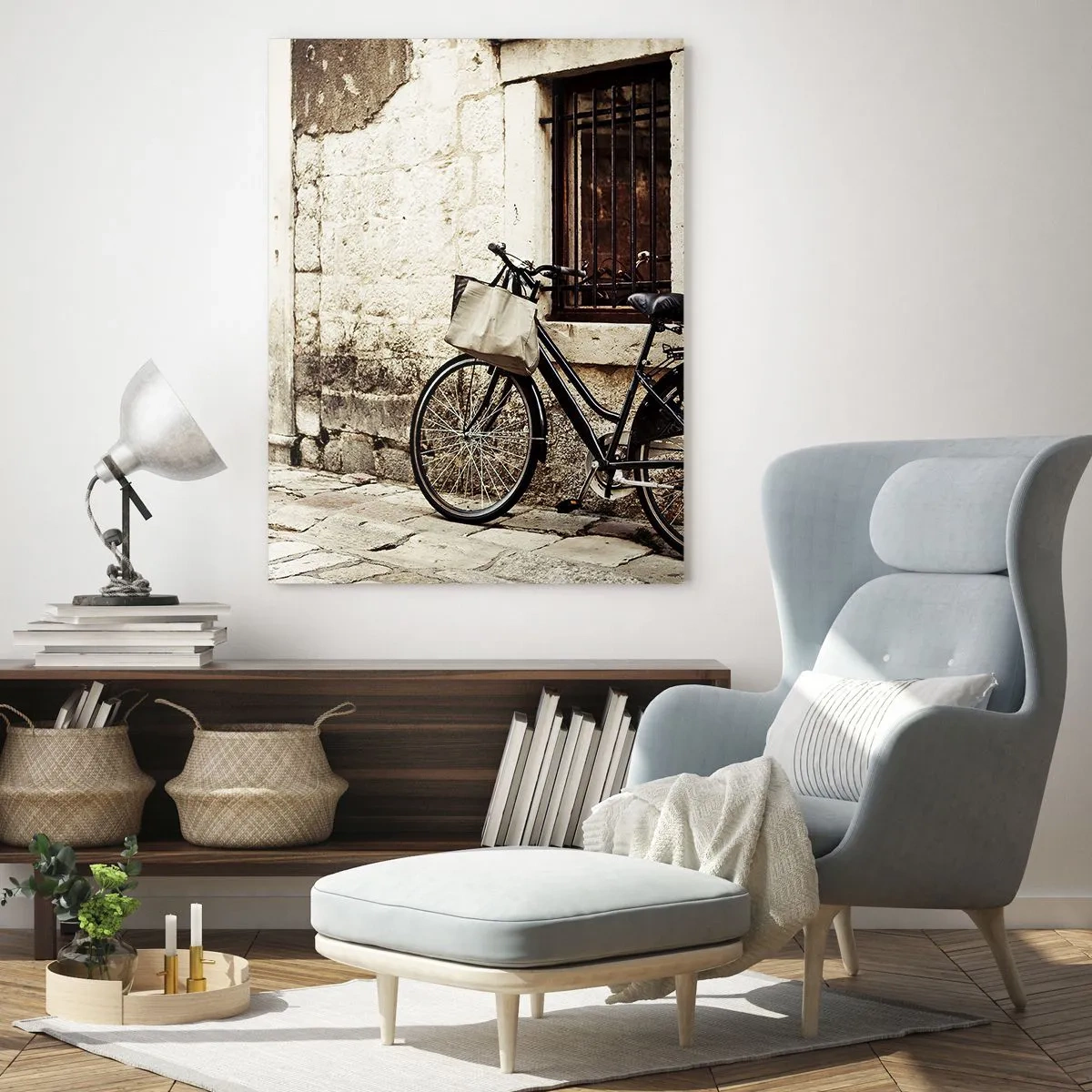 Impression sur verre - Image sur verre - Un vélo contre un mur de pierre avec une fenêtre et une porte de style rétro - 70x100cm - Retour au passé - Décoration murale moderne pour le salon et la chambre ARTTOR