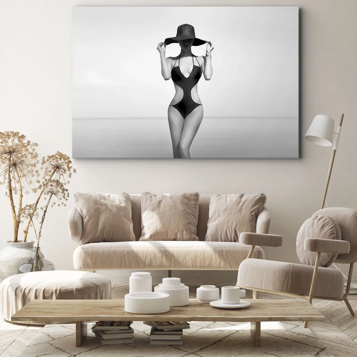 Impression sur toile - Image sur toile - Silhouette noire et blanche d'une femme portant un chapeau sur fond de mer - 100x70cm - Mon prénom? Élégance - Décoration murale moderne pour le salon et la chambre ARTTOR