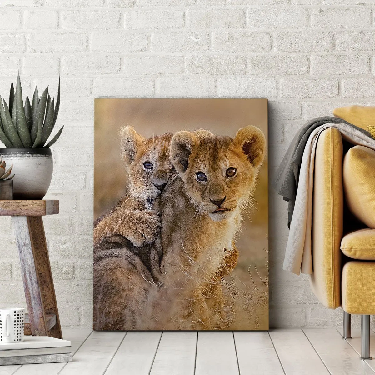 Impression sur toile - Image sur toile - Adorables lionceaux dans leur environnement naturel - 50x70cm - Ne pas déranger! On s'amuse - Décoration murale moderne pour le salon et la chambre ARTTOR