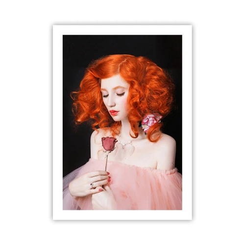 Affiche - Poster - Portrait d'une femme rousse avec une rose sur fond noir - 50x70cm - De style baroque - Décoration murale moderne pour le salon et la chambre ARTTOR
